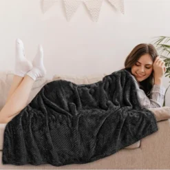 PAVILIA Soft Waffle Blanket Throw For Sofa Bed, Lightweight Plush Warm Blanket For Couch -Finest Home Decoration GUEST 0078135b a376 4ee1 984b 121a1ef56011