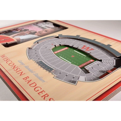 4" X 6" NCAA Wisconsin Badgers 3D StadiumViews Picture Frame 4 4" X 6" NCAA Wisconsin Badgers 3D StadiumViews Picture Frame - Image 2