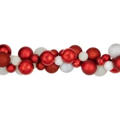 Northlight 6' Red And White 3-Finish Shatterproof Ball Christmas Garland -Finest Home Decoration GUEST 4d18fb18 69ab 41c3 bba5 3f34e1d0885d