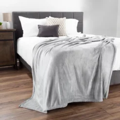 Hastings Home Oversized Flannel Fleece Throw Blanket - 60" X 70", Dawn Gray 11 Hastings Home Oversized Flannel Fleece Throw Blanket - 60" X 70", Dawn Gray -Finest Home Decoration GUEST 51b40ab8 4e3f 435e 9847 043f24f6e421