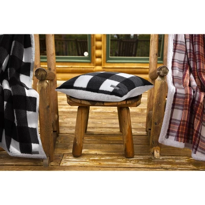 50"x60" Cabin Plaid Reversible Throw Blanket - Eddie Bauer 9 50"x60" Cabin Plaid Reversible Throw Blanket - Eddie Bauer - Image 7