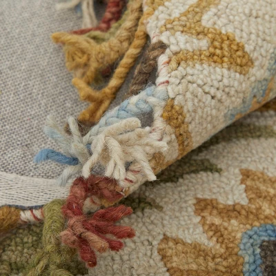 Abelia Transitional Floral & Botanical Area Rug 11 Abelia Transitional Floral & Botanical Area Rug - Image 9