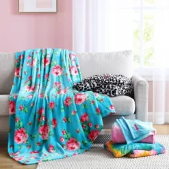 50"x70" Tie Dye Love Reversible Throw Blanket - Betseyville -Finest Home Decoration GUEST ab90482f bb88 4708 ab7a e86bfe7173de