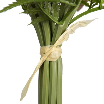 Vickerman 30" Artificial Green Magnolia Leaf Wreath. 8 Vickerman 30" Artificial Green Magnolia Leaf Wreath. - Image 6