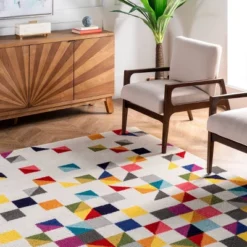 Takisha Triangle Area Rug White - NuLOOM -Finest Home Decoration GUEST c30f0909 b974 458d 9103 82aa016755a4