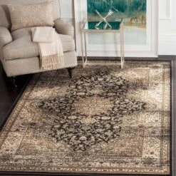 Makana Accent Rug - Black/Ivory (4'x5'7") - Safavieh -Finest Home Decoration GUEST c5a623ce 70c0 4a64 8a07 557ac0743e62
