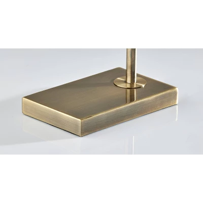 Reynolds Table Lamp Antique Brass - Adesso 6 Reynolds Table Lamp Antique Brass - Adesso - Image 4