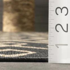 NuLOOM Sammi Geometric Trellis Indoor And Outdoor Patio Area Rug -Finest Home Decoration GUEST d25d303b bff2 4407 b0c2 603bf6a65bc5