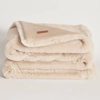 60"x80" Oversized Marshmallow Throw Blanket - UnHide 5 60"x80" Oversized Marshmallow Throw Blanket - UnHide - Image 3