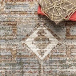 NuLOOM Evie Global Inspired Emblem Fringe Area Rug -Finest Home Decoration GUEST fc935ab3 85a7 4a55 81b1 5a89ef36526f